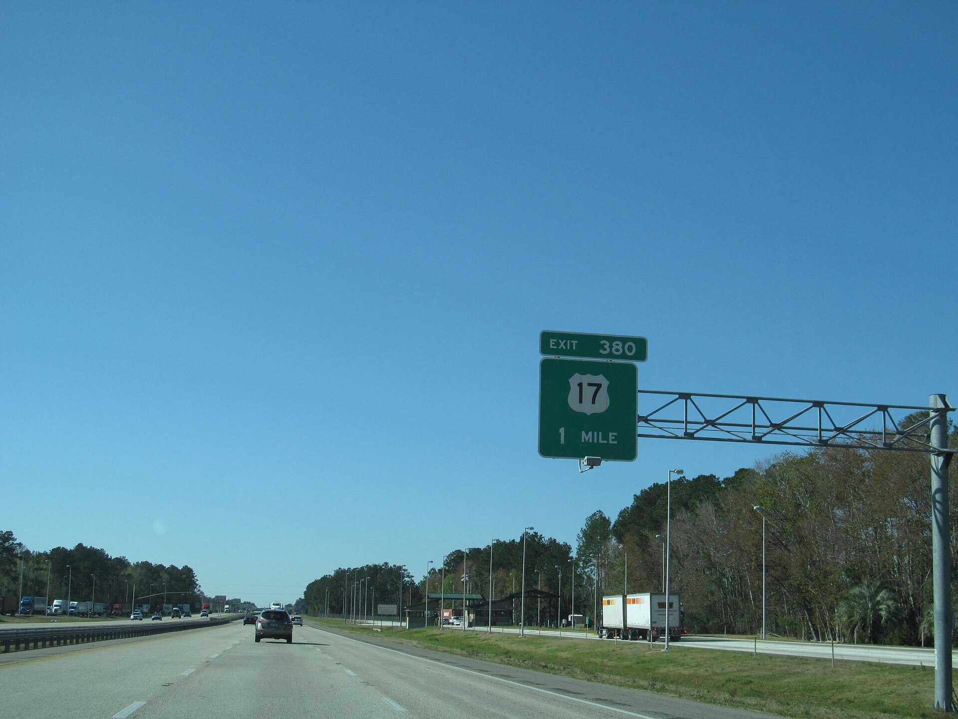 FMCSA Grants 16-Hour HOS Waiver for Fertilizer Haulers in 34 States