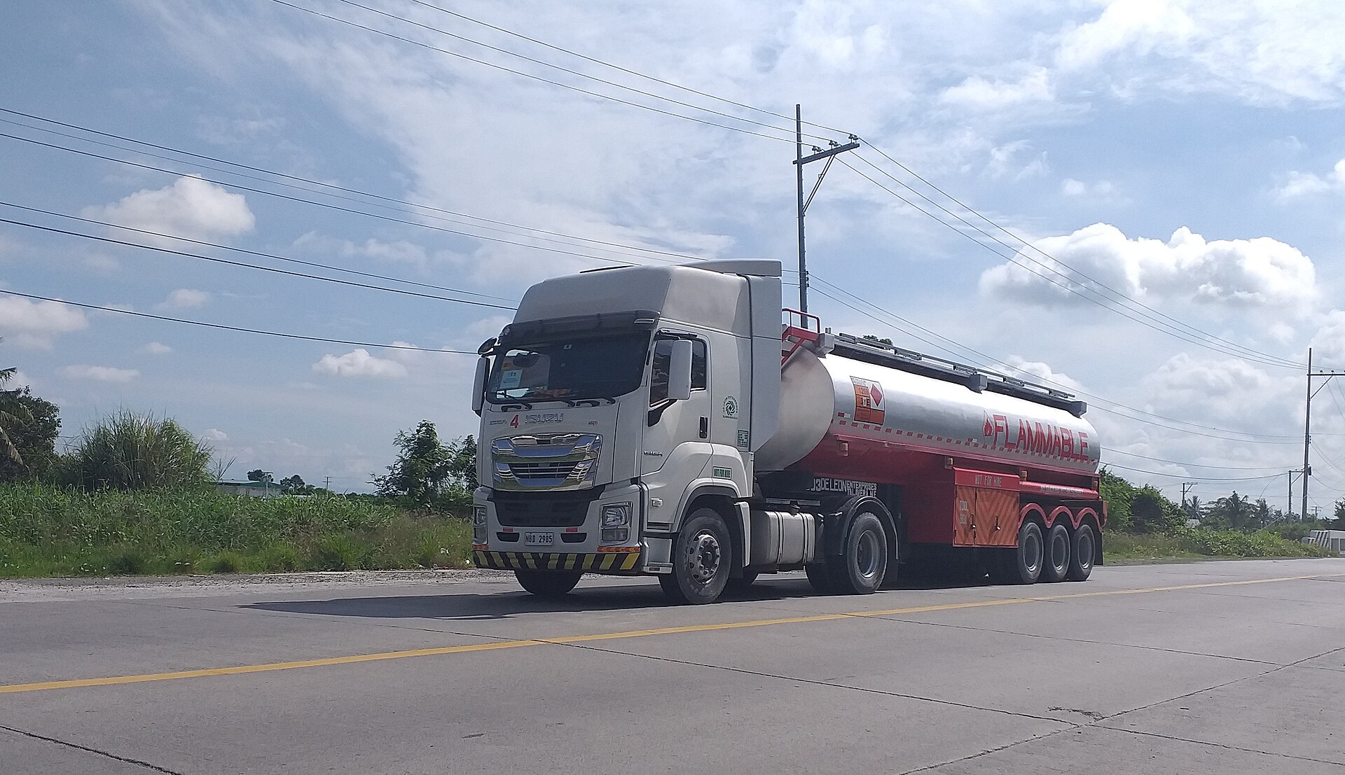 Diesel Over $5 in May — Nine Steps to Push Your Fleet Past 7 MPG